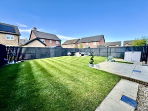 Photo 19- click for photo gallery